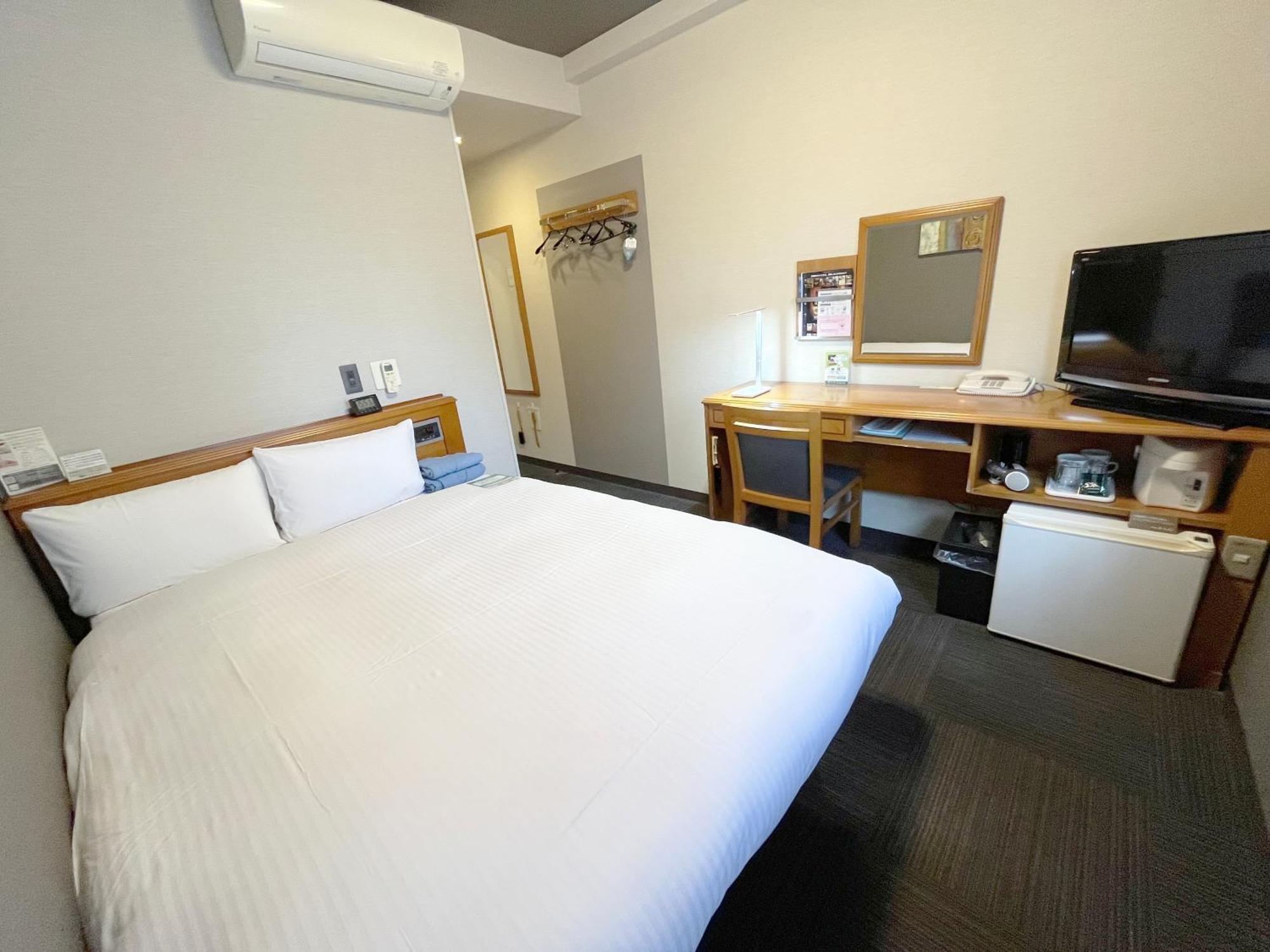 Hotel Route-Inn Naha Asahibashi Eki Higashi מראה חיצוני תמונה